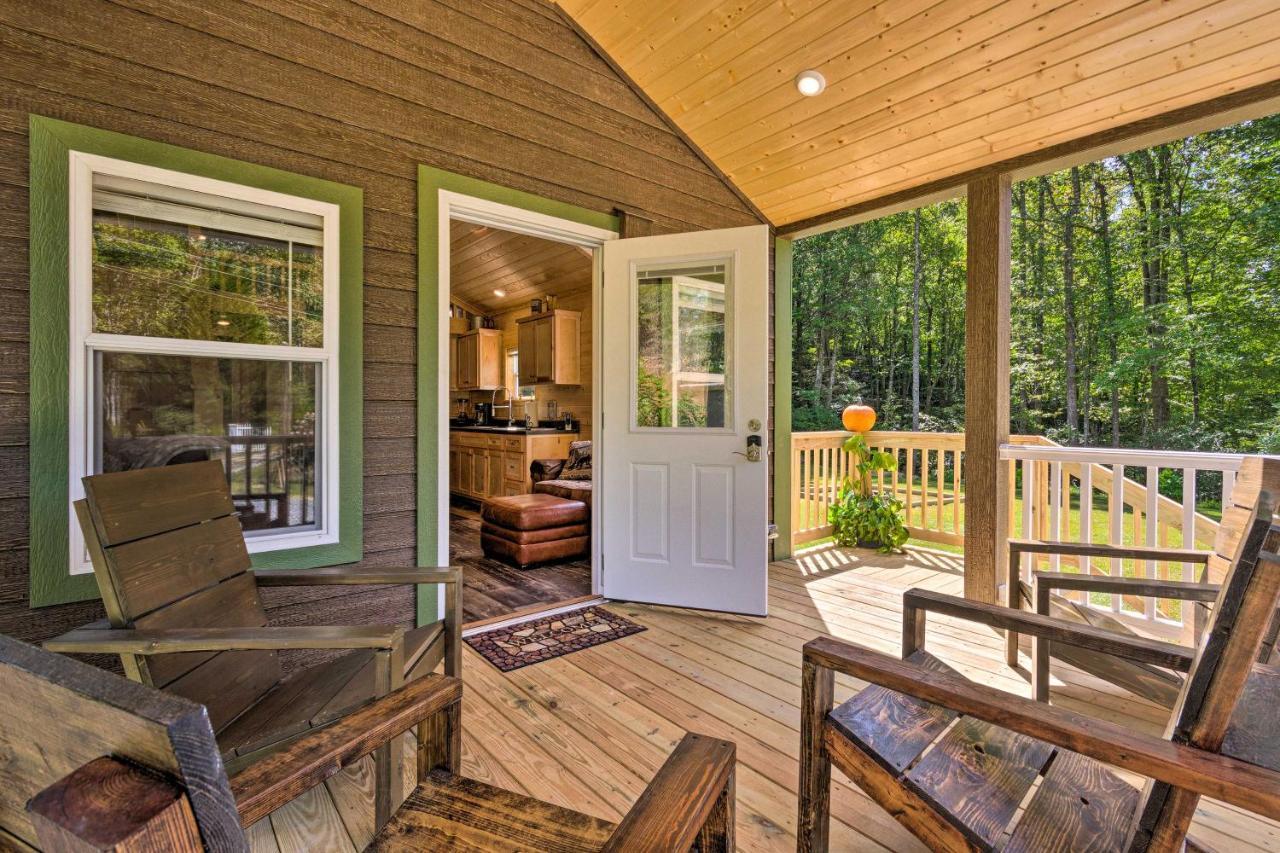Quaint Mtn Cabin Tiny Living Near Big Adventure ブレバード エクステリア 写真