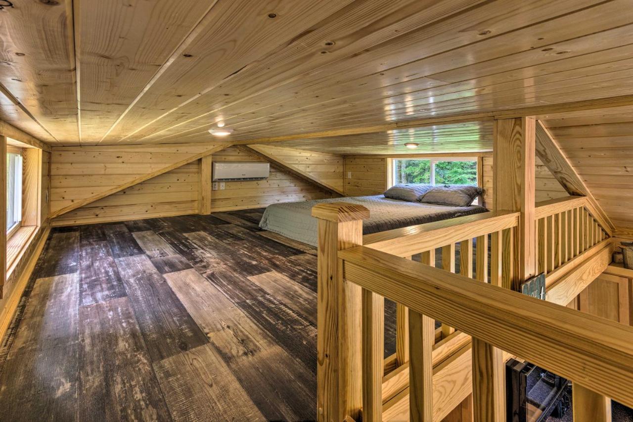 Quaint Mtn Cabin Tiny Living Near Big Adventure ブレバード エクステリア 写真