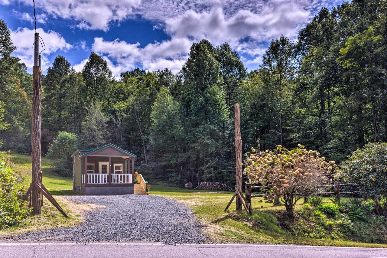 Quaint Mtn Cabin Tiny Living Near Big Adventure ブレバード エクステリア 写真